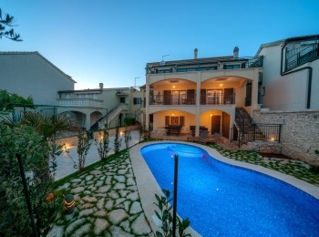https://villa-nomad.com/ - Apartment - Villa Nomad - Price 116
